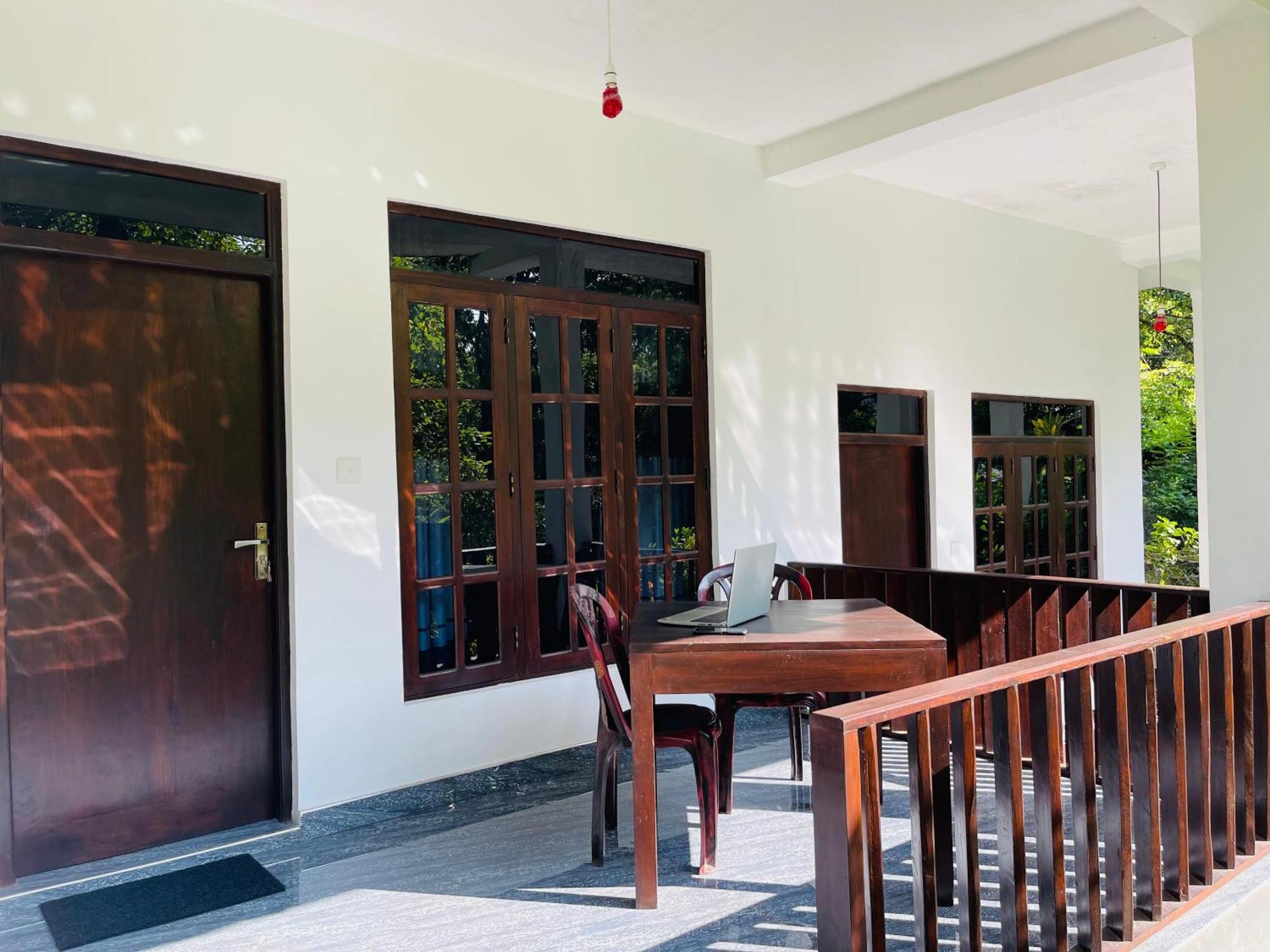 Dream Villa Сигирия Екстериор снимка